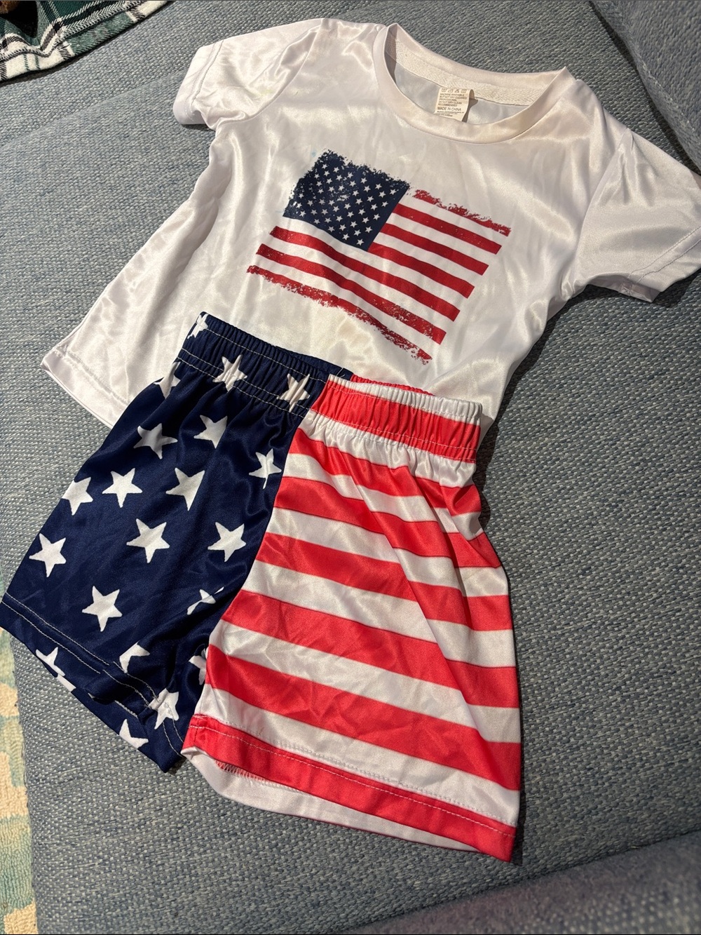 Patriotic outfit! Boys 3/4